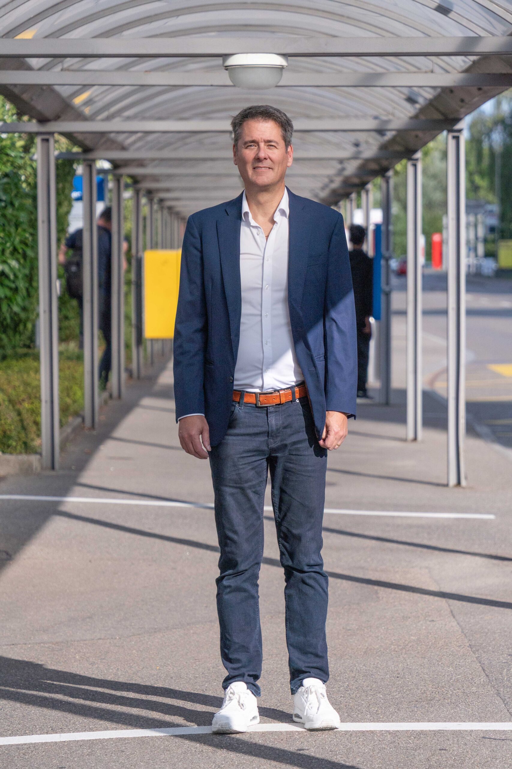 Portrait von Rechtsanwalt Ganzkörper